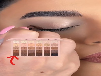 آموزش سایه چشم عروسکی