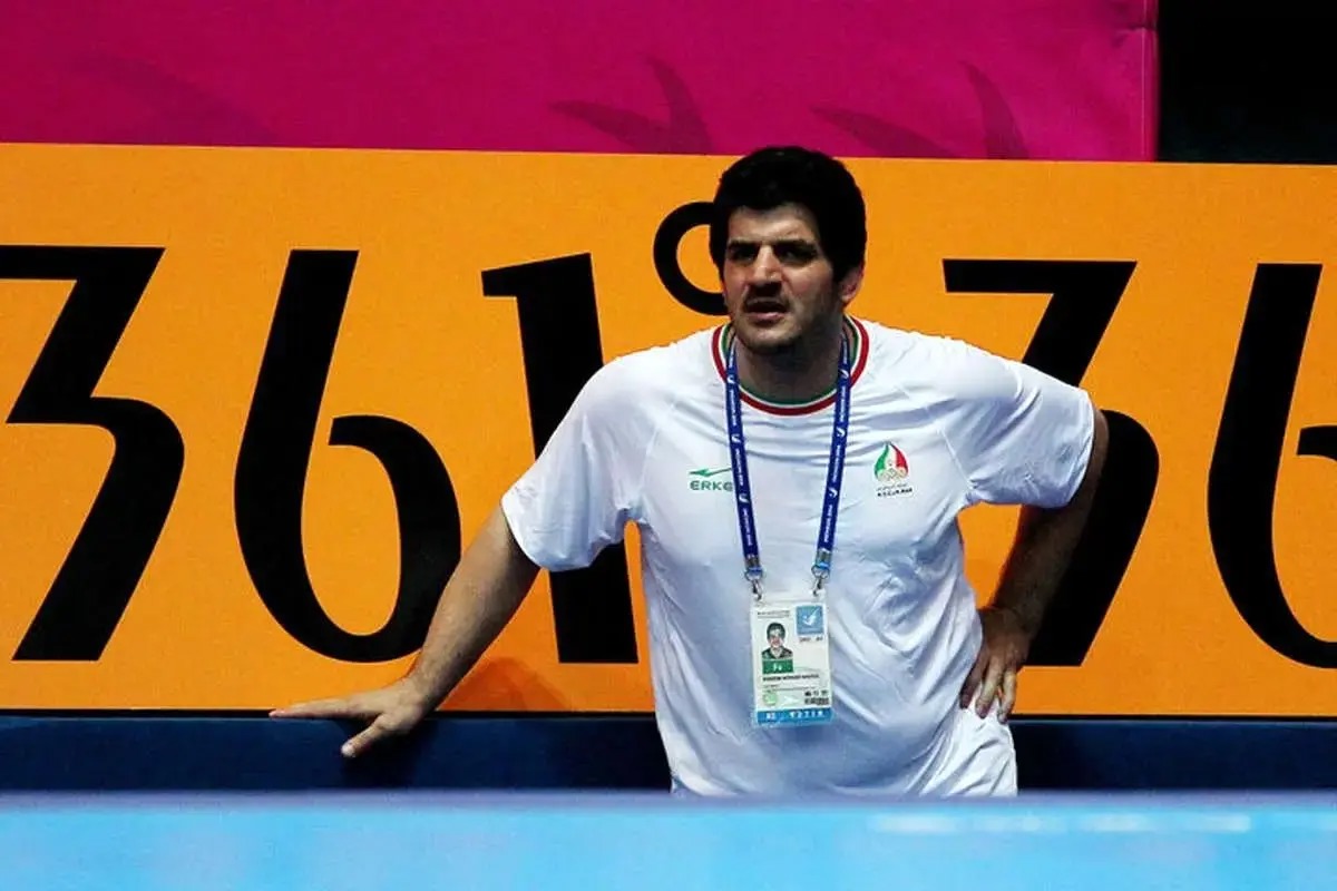 استوری رسول خادم پس از ناآرامی های اخیر در ایران/ هم‌خوانی شعر «از خون جوانان وطن» توسط اسطوره کشتی ایران و پهلوانان زورخانه/ ویدئو