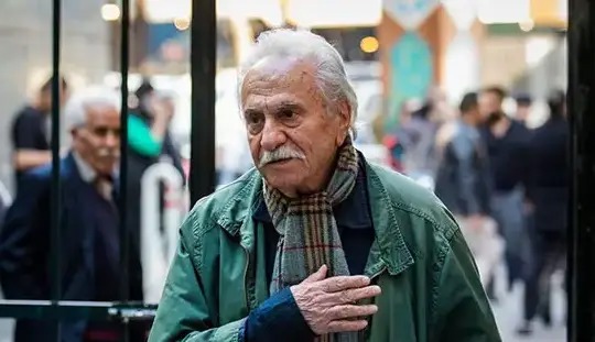 تصاویری از هنرمندان در مراسم ختم عنایت بخشی