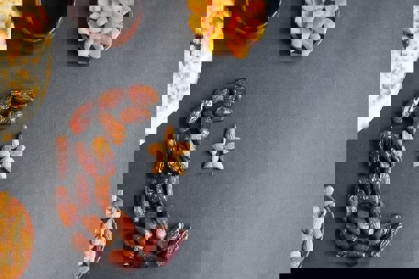 کنترل وزن و لاغری با روزه‌داری صحیح