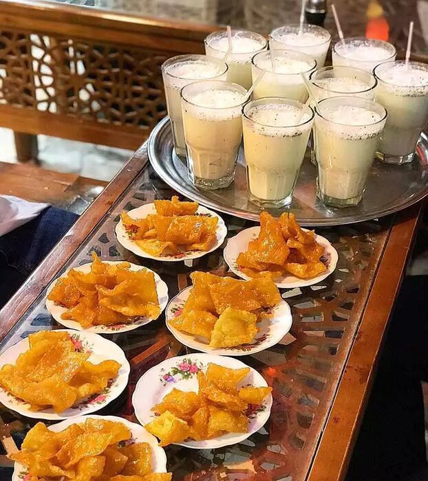 گوشفیل با دوغ از اختراعات اصفهان