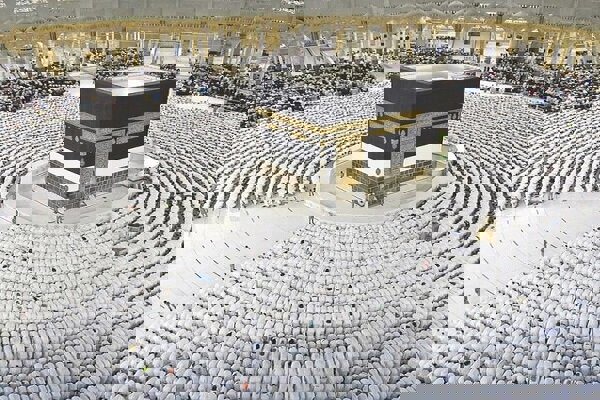 زمینه تشرف زوج‌های جوان به سفر زیارتی عمره فراهم شد