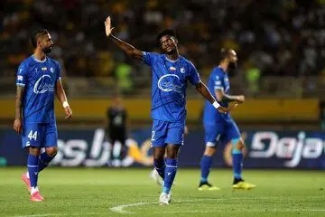 بازیکن پرحاشیه استقلال آماده بازگشت