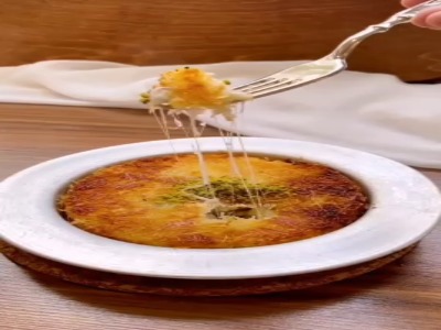 کنافه پنیری قطعا معرکه‌ است