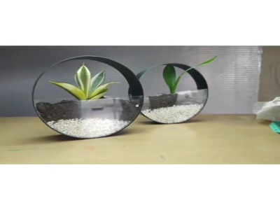 آموزش گلدان دیواری با ظرف ماست