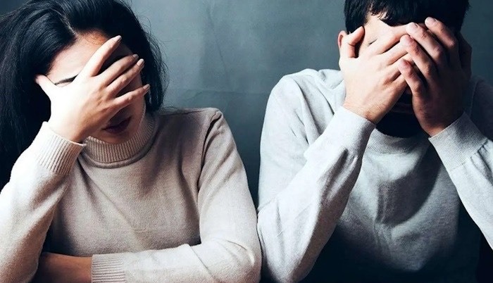 تاکسیک یعنی چی؟ معنی اصلی رابطه تاکسیک و نشانه آدم تاکسیک