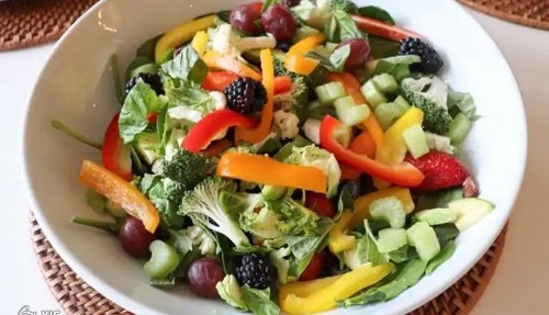 طرز تهیه سالادی که جان می‌دهد برای لاغر شدن