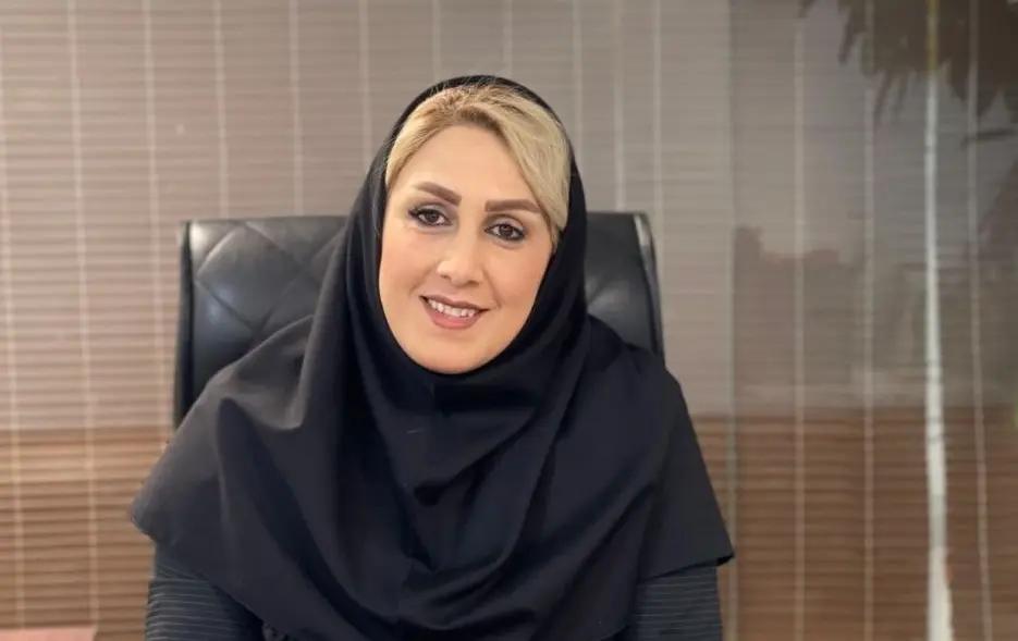 آریا بانو
