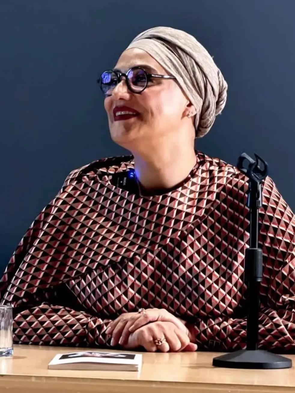 آریا بانو