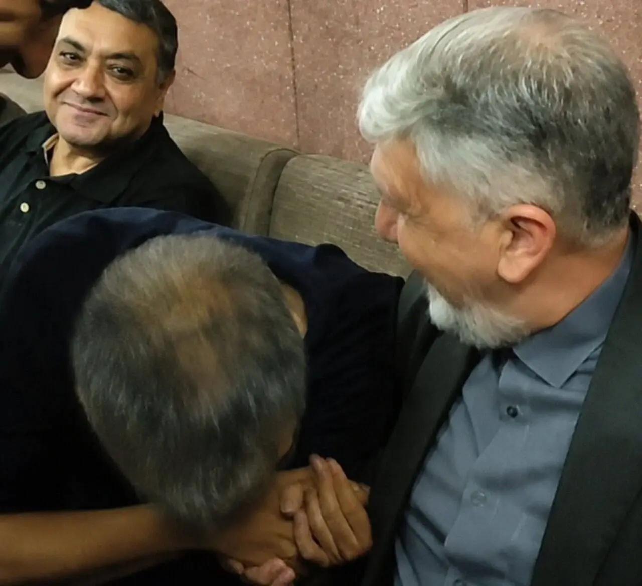 آریا بانو