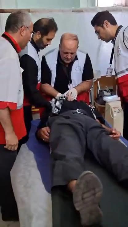 لحظه نجات معجزه‌آسای یک زائر اربعین از مرگ