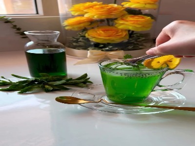 این رازِ خوشرنگ و خوش‌عطر شدنه شربت نعناست!
