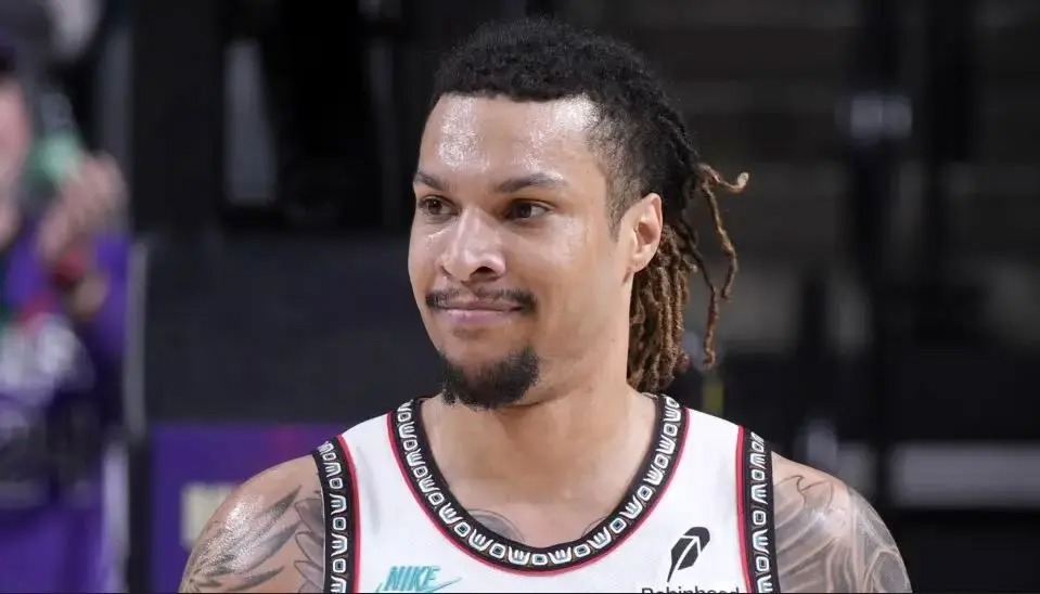 شوک به NBA  | بازیکن مشهور بسکتبال اوردوز کرد!