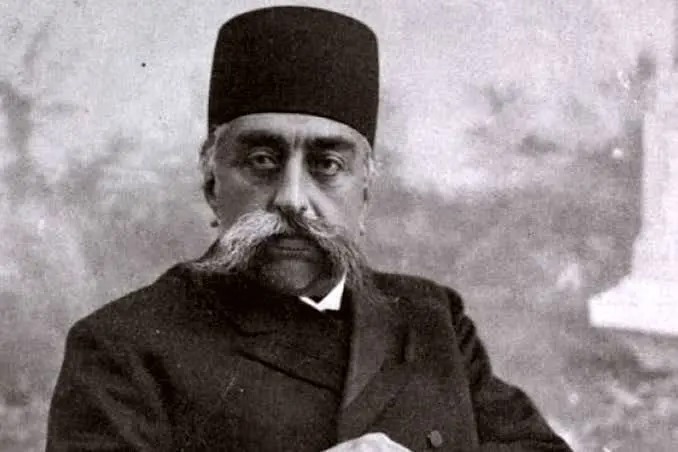 سفر در زمان؛ مظفرالدین شاه با درباریان و یک سگ در شکارگاه