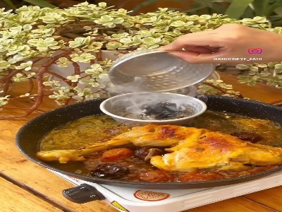 زرشک پلو با مرغ رو دیگه تکراری درست نکن