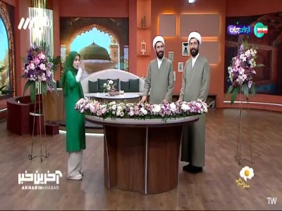 دوقلوهای روحانی از فواید خنده می‌گویند!