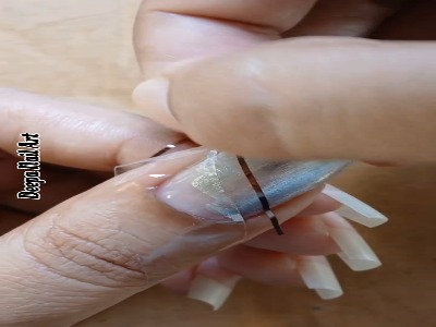 یک ایده شیک برای طراحی ناخن