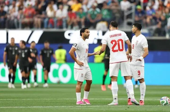 آریا بانو