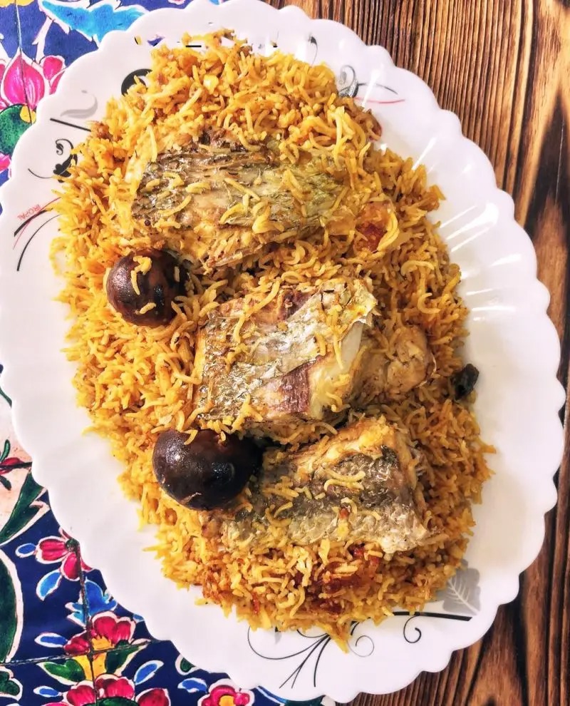 هواری پلو جنوبی؛ غذای بندری خوش‌عطر با ماهی و تمر هندی