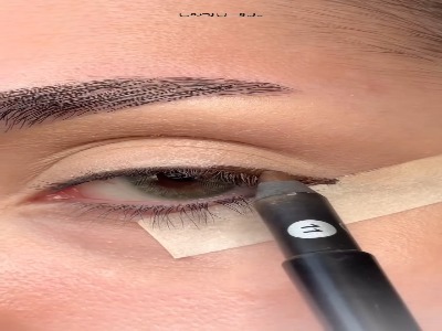 آرایش چشم مجلسی و رنگی