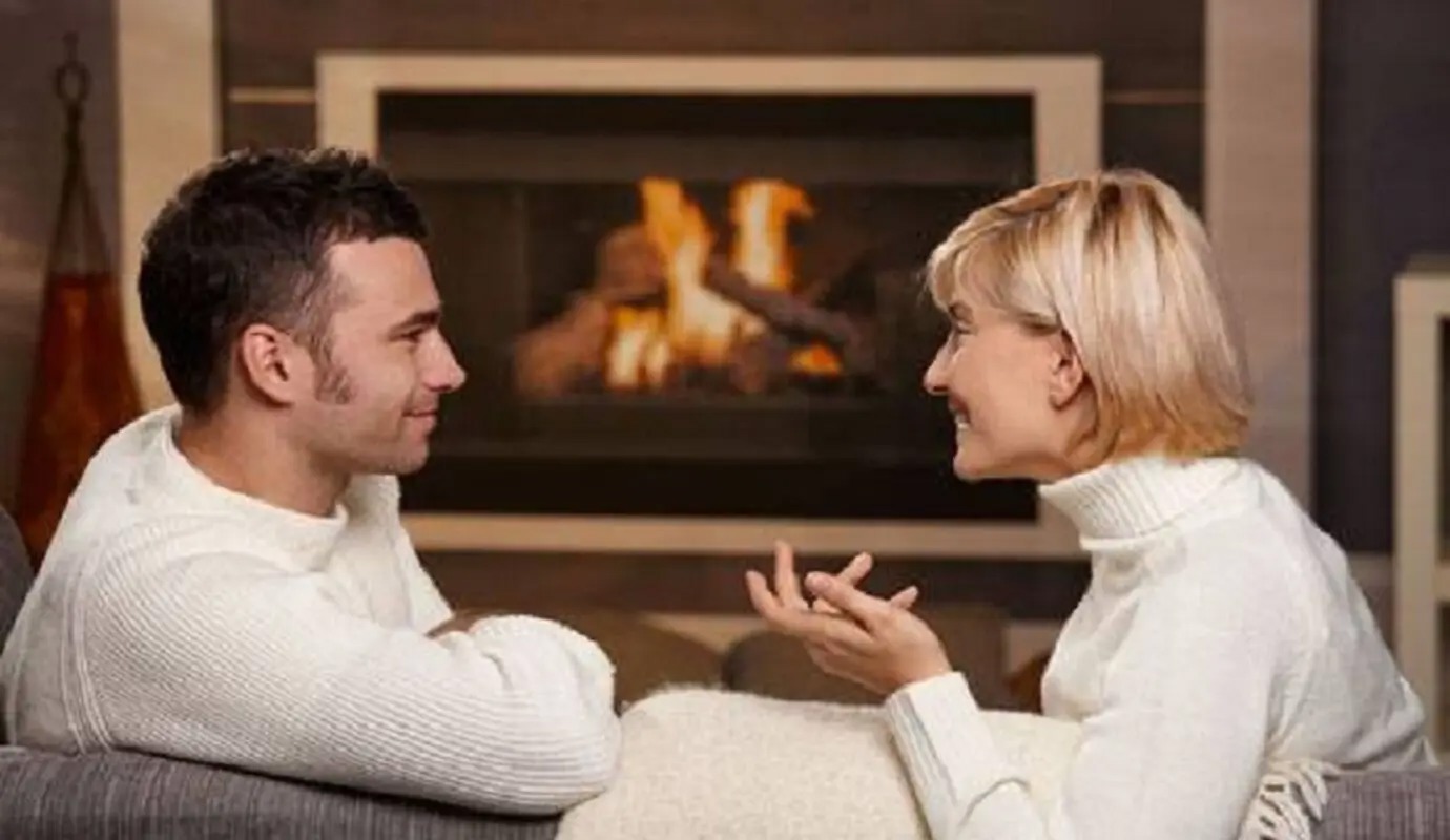 چرا شنیده شدن برای زن و شوهر گاهی از راه‌حل دادن مهم‌تر است؟