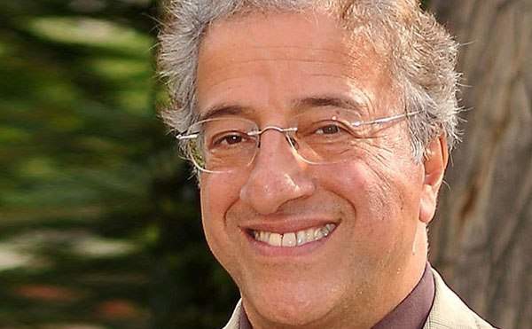 علیرضاخمسه: درجوانی ام زشت بودم، پیرمرد فرانسوی به من گفت تو خیلی زشتی