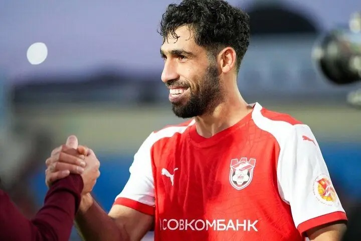 نادر محمدی: قهرمان المپیک هم نتوانست مثل من اوت پرتاب کند
