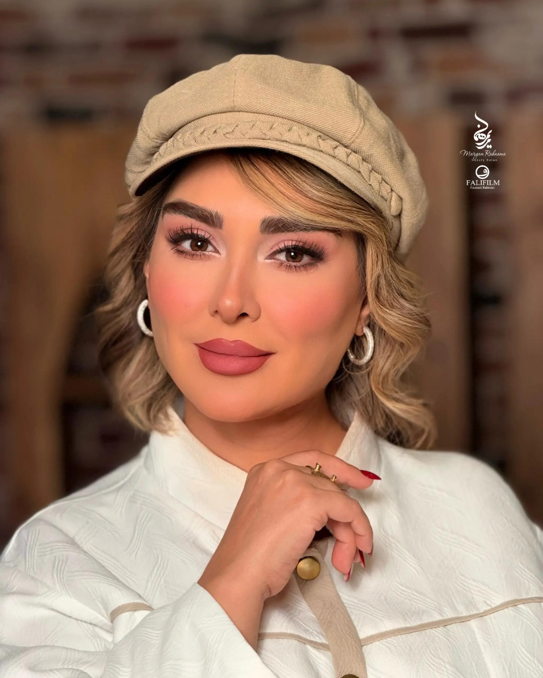 آریا بانو