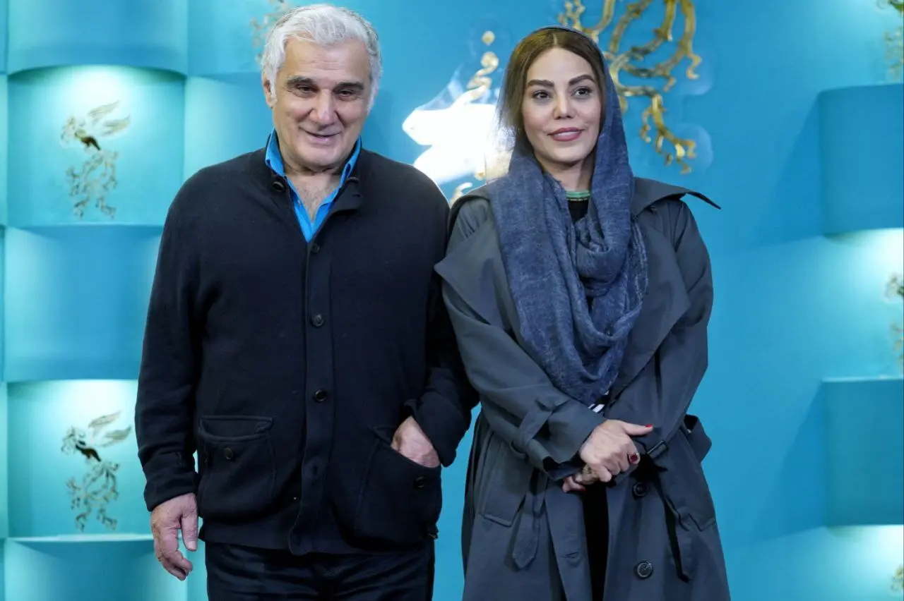 آریا بانو