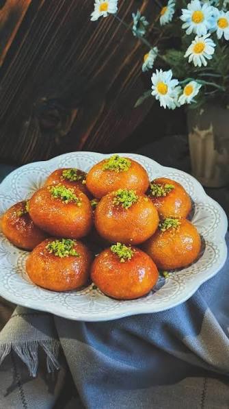 بسبوسه سرخ شده، دسر خوشمزه عربی