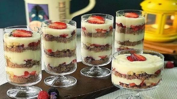 ترکیب این سه قلم برای دسر محشره
